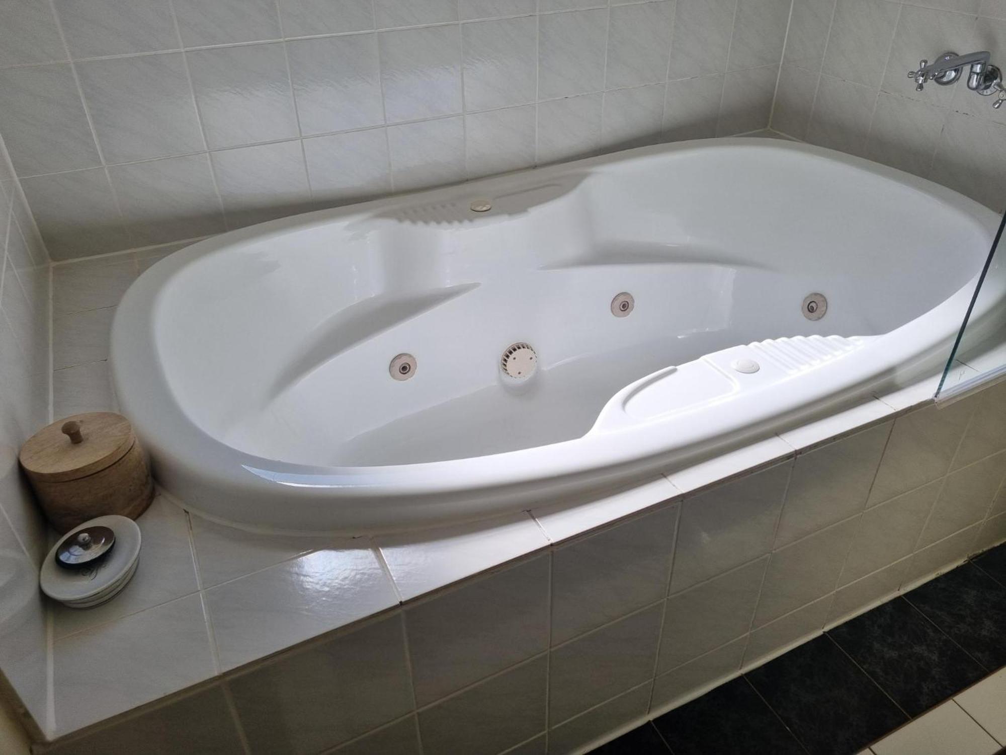 Chez Vous French Spa Villa 2 Pokolbin Εξωτερικό φωτογραφία